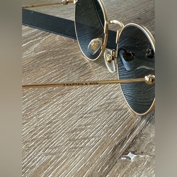 Kapten & Son wire framed sunglasses: London Gold Black Tint Unisex - Picture 6 of 7